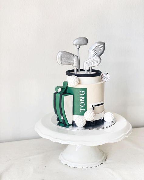 Golf Ball Cake, Golf Themed Cakes, Golf Birthday Cakes, Cookie Recipes Decorating, 17 Birthday Cake, Golf Cake, 70th Birthday Cake, Novelty Birthday Cakes, Sport Cakes