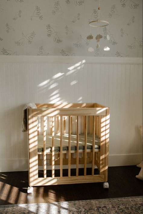 Wood Crib, Simple Nursery, Dove Bird, Soft Wallpaper, Beach House Design, Bird Wallpaper, Vintage Interior, Simple Lighting, Room Remodeling