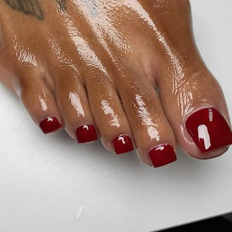 Purple Toe Nails, Red Toenails, Nail Shapes Square, Manicured Nails, Gel Toe Nails, Toe Nail Color, Acrylic Toes, Acrylic Toe Nails, Cute Toe Nails