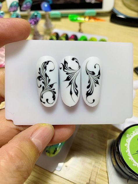 Venzelia Nails, Flame Nail Art, Subtle Nail Art, Swirl Nail Art, Fast Nail, Line Nail Art, Nail Courses, Nail Drawing, Nail Art Techniques