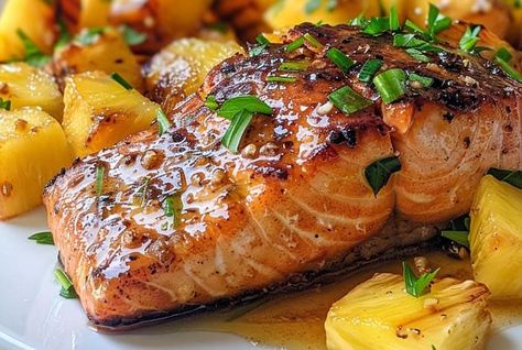 Honey Pineapple Salmon Recipe - Masters of Kitchen - Recipes Salmon Recipes For Non Fish Lovers, Salmon And Pineapple Recipes, Salmon With Pineapple Recipes, Pineapple Salmon Recipes, Salmon Recipes Pineapple, Salmon Pineapple, Salmon With Pineapple, Smoked Salmon With Pineapple, Honey Pineapple Salmon