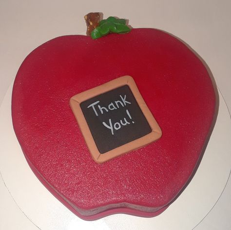 Apple shaped cake Apple Shaped Cake, Teacher Appreciation Cake, Halloween Anniversary, Decorating Desserts, Apple Cakes, Shape Cake, Shaped Cake, Apple Shape, Apple Of My Eye