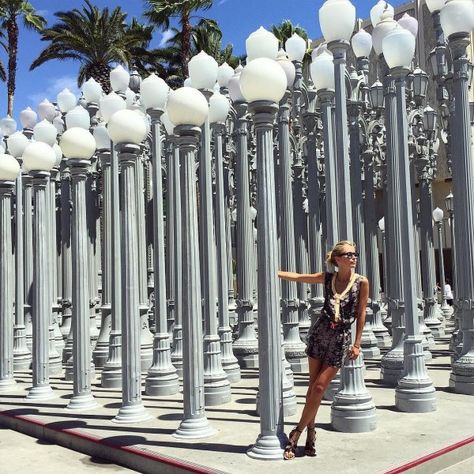 The Most Insta-Worthy Backdrops In LA Urban Lights Photoshoot, Lacma Photoshoot Ideas, Lacma Lights Photo Ideas, Lacma Photoshoot, Lacma Lights, Urban Lights, Urban Light, California Pictures, Instagram Success