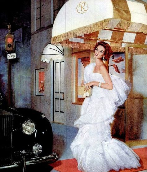 Model in gown by Scaasi for "Fifth Avenue Red" Revlon ad, 1958 1958 Fashion, 1950s Vogue, 1960 Style, Beauty Ads, White Evening Gowns, Vogue Models, Formal Evening Wear, Vintage Dresses 50s, Glamour Magazine