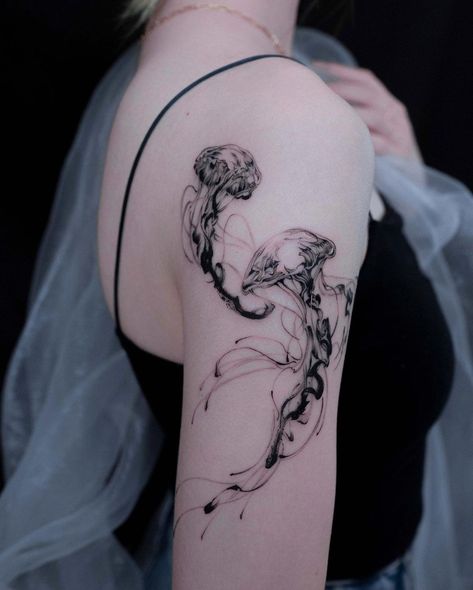 16 Tattoo, Waist Tattoos, Jellyfish Tattoo, Cute Tiny Tattoos, Gothic Tattoo, Discreet Tattoos, Elegant Tattoos, Abstract Tattoo, Dope Tattoos