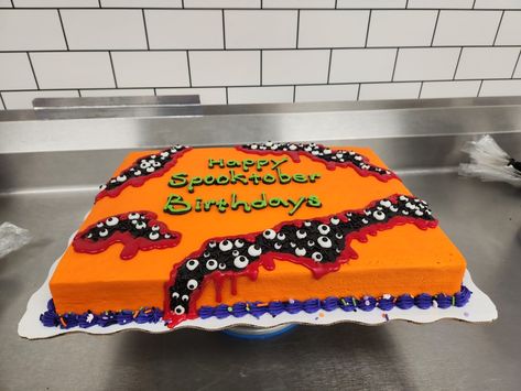 Halloween Themed Sheet Cakes, Halloween Cookie Cake Ideas, Halloween Sheet Cakes, Halloween Sheet Cake Ideas, Halloween Sheet Cake, Dairy Queen Cake, Queen Cake, Cake Design For Men, Halloween Birthday Cakes