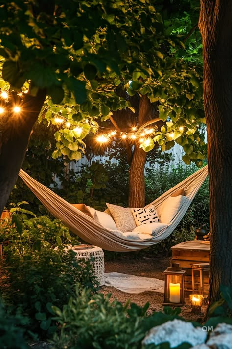 Plant Canopy, Garden Nook Ideas, Cozy Nook Ideas, Garden Nook, Serene Garden, Hanging Chairs, Nook Ideas, Quiet Corner, Living Room Loft