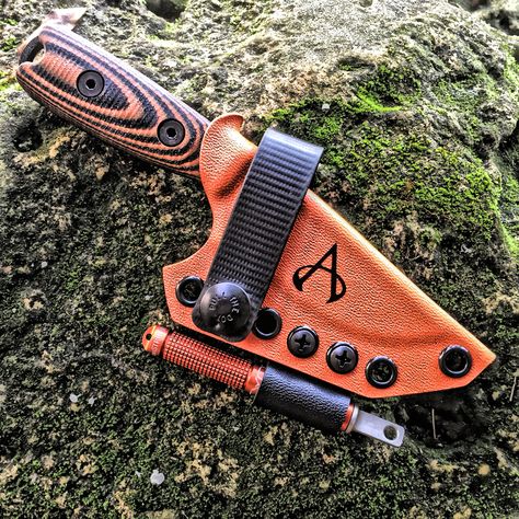 Architect Sheath for the ESEE Izula by Armatus Carry Solutions Esee Izula, Knife Template, Blacksmith Forge, Leather Tools, Kydex Holster, Kydex Sheath, Pocket Dump, Adventure Gear, Knife Sheath