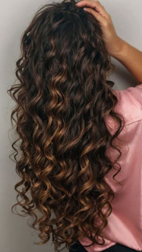 Large Spiral Perm, Colors To Dye Hair, Loose Spiral Perm, Curl Perm, Perm Ideas, Loose Perm, Curly Perm, Perfect Curly Hair, Spiral Perm