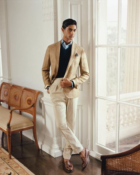 Polo Ralph Lauren on Instagram: “Crafted from lightweight linen twill and detailed with notch lapels, our Herringbone Suit Jacket reflects timeless #PoloRalphLauren…” Herringbone Suit, European Men, Polo Suits, Corporate Portrait, European Summer Outfits, Linen Suits, I Understand, Designer Clothes For Men, Mens Spring