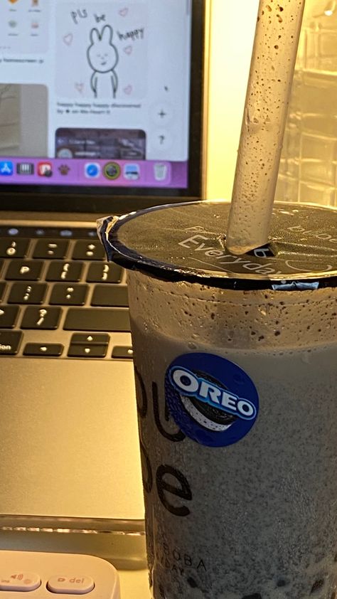 #boba #oreo mwah delicious Boba Oreo, Photo Dump, Oreo, Tableware, Quick Saves, Kawaii