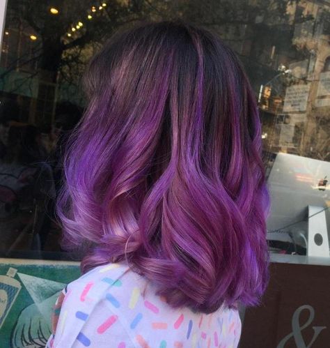 Lavender Hair Ombre, Brown Ombre Hair Color, Violet Hair Colors, Balayage Lob, Lavender Hair Colors, Purple Balayage, Purple Ombre Hair, Brown Ombre Hair, Ombre Hair Blonde