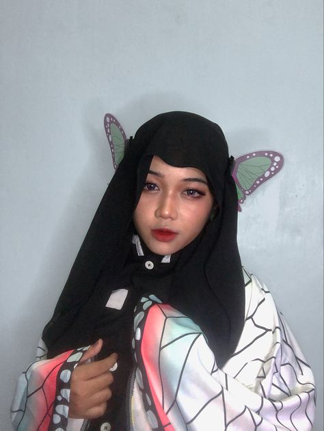 Cosplay Hijab Cosplay Anime, Hijabi Cosplay, Kanae Cosplay, Hijab Cosplay, Simpul Dasi, Akatsuki Cosplay, Butterfly Sisters, Kanae Kocho, Cosplay Inspiration