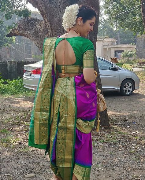 Nauvari Saree Blouse Back Neck Design, Nauvari Blouse Design, Saree Blouse Back, Kashta Saree, Silk Saree Blouse Designs Patterns, Lace Blouse Design, Blouse Back Neck, Marathi Wedding, Blouse Designs High Neck