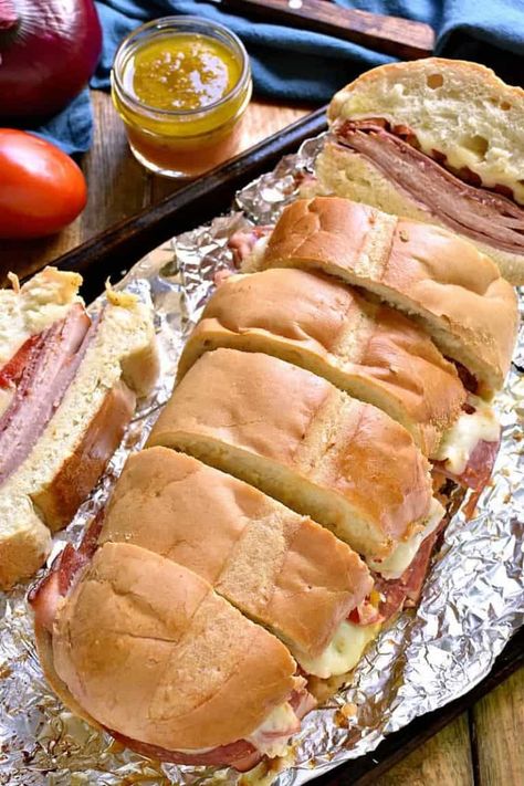 Hoagie Sandwiches, Italian Vinaigrette, Italian Party, Homemade Sandwich, Turkey Ham, Italian Sandwich, Carnival Food, Sub Sandwiches, Hot Sandwich