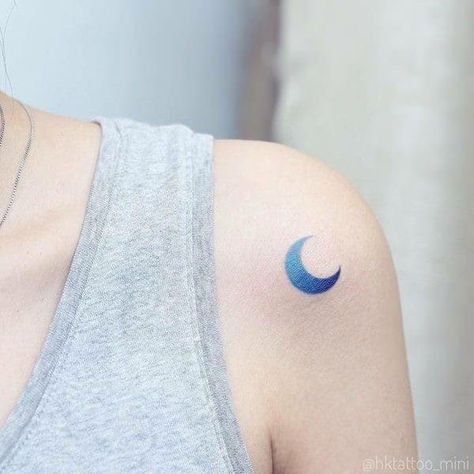 blue moon tattoo Blue Crescent Moon, Pastel Tattoo, Blue Ink Tattoos, Phönix Tattoo, Tattoos Infinity, 심플한 그림, Crescent Moon Tattoo, Moon Tattoo Designs, Blue Tattoo