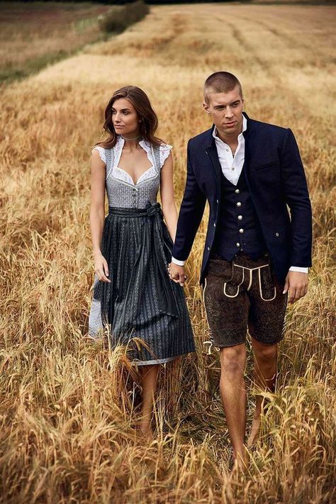 Octoberfest Outfits, Drindl Dress, Oktoberfest Costume, Oktoberfest Outfit, Chic Summer Style, Dirndl Dress, Traje Casual, Casual Wedding Dress, Estilo Chic