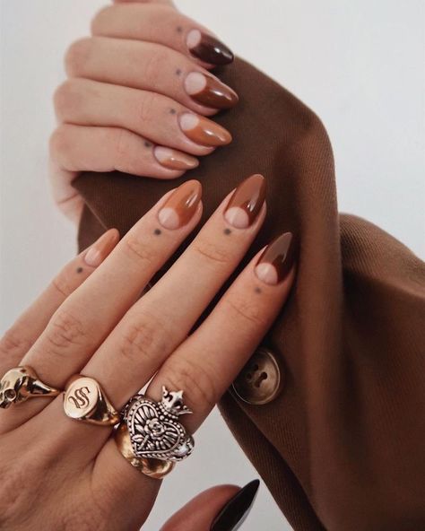 Nails And Rings, Velvet Nails, Minimal Nails, Brown Nails, Minimalist Nails, Dream Nails, Funky Nails, Chic Nails, Dope Nails