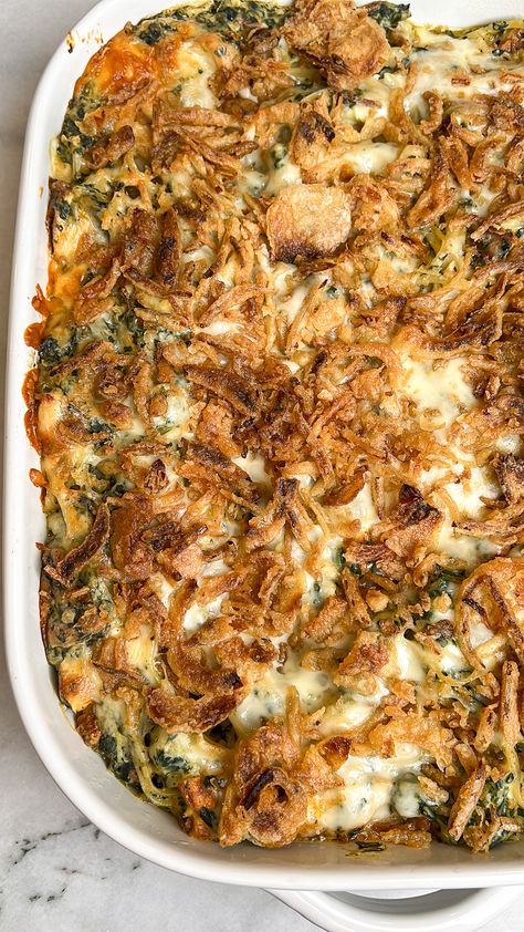 Monterey Chicken Spaghetti Bake - Bad Batch Baking - Restaurant Copycat Recipes & Family Favorites Chicken Spaghetti Bake, Monterey Chicken Spaghetti, Italian Sausage Pasta Bake, Easy Chicken Tetrazzini Recipe, 30 Minute Meals Chicken, Easy Chicken Tetrazzini, Baked Chicken Spaghetti, Spaghetti Bake, Chicken Tetrazzini Recipes