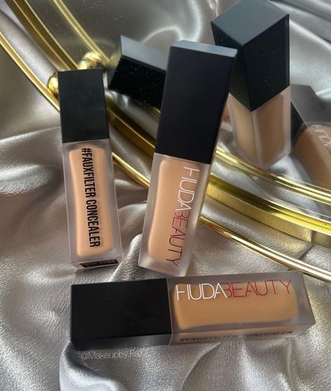 Huda Beauty Concealer, Makeup Order, Makeup List, Top Makeup, Top Makeup Products, Make Products, Makeup Aesthetic, Aesthetic Makeup, Huda Beauty