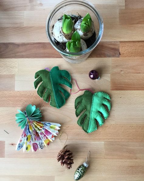 Mickey (@greenwithpurpose) • Instagram photos and videos Felt Christmas Ornaments, Winter Crafts, Felt Ornaments, Christmas Tree Ornament, Tree Ornament, How To Make Your, Plant Decor, Christmas Tree Ornaments, House Plants