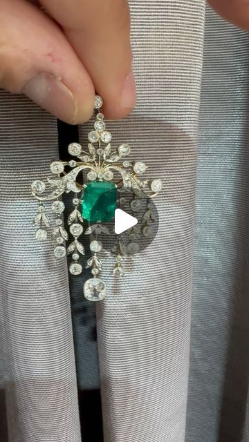 John Joseph on Instagram: "Edwardian#fine#quality#Brooch/pendant#1910c#columbian emerald #JohnJoseph#bada#lapada#" Jewelry Wishlist, Columbian Emeralds, Emerald, Pendant, On Instagram, Instagram