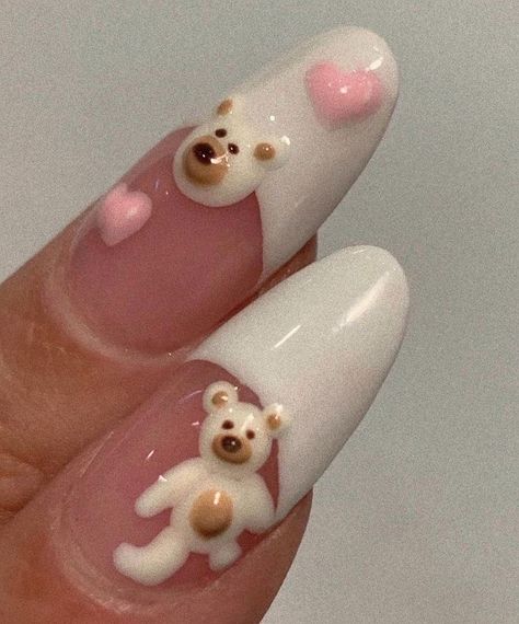 Kawaii Nails Acrylic Almond, Valentines Nail Ideas Pink, Cute Bear Nails Korean, Teddy Bear Nails Acrylic, Erika Titus Nails, Nail Art Cute Kawaii, Nails Aesthetic 90s, Teddy Bear Nails, Aesthetic Nail Art