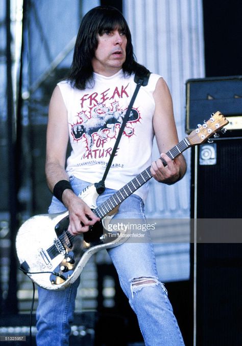 Guitarist Johnny Ramone performs with The Ramones as part of Lollapalooza '96 at Spartan Stadium August 2, 1996 in San Jose, California. Jonny Ramone died September 15, 2004 at age 55. Richie Ramone, Cj Ramone, Dee Dee Ramone, Tommy Ramone, Ramones Shirt, Johnny Ramone, The Ramones, Joey Ramone, Goth Music