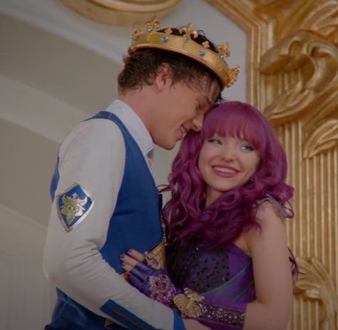 Mal and Ben #Bal Mal And Ben, Descendants Mal And Ben, Descendants Ben, Descendants Pictures, Disney Descendants 2, Mal Descendants, Disney Descendants Movie, Descendants Characters, Disney Channel Descendants