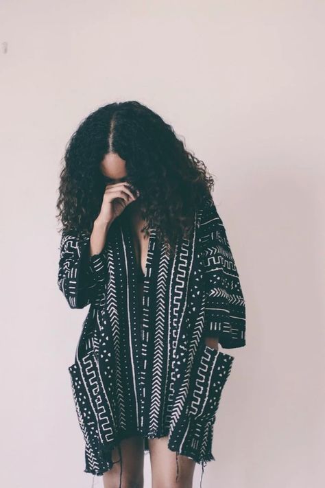 Birthday Poses, Ethno Style, Mode Kimono, African Fashion Women Clothing, Tiny Spaces, African Fashion Women, African Clothing Styles, African Design Dresses, African Print Fashion