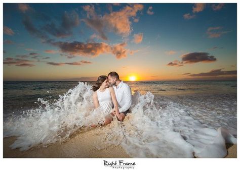 Sunset Beach Engagement Photography ... Romantic Sunset Beach, Beach Engagement Photography, Engagement Pictures Beach, Couples Beach Photography, Sky Overlays, Pose Fotografi, Romantic Sunset, Beach Wedding Photos, Beach Engagement Photos