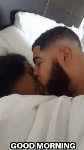 Good Morning ILove You GIF - GoodMorning ILoveYou Kiss - Discover & Share GIFs Gif Goodmorning, Kiss Moods With Bae, Good Morning Kiss Gif, Kiss Moods, Kiss Animated, Morning Kiss, Good Morning Hug, Good Morning Kisses, Mood With Bae