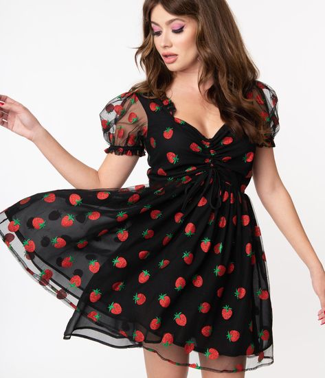 Glitter Strawberries, Black Strawberry, Sourpuss Clothing, Unique Vintage Dresses, Strawberry Dress, Dress Unique, Pin Up Dresses, Strawberry Print, Black Tulle