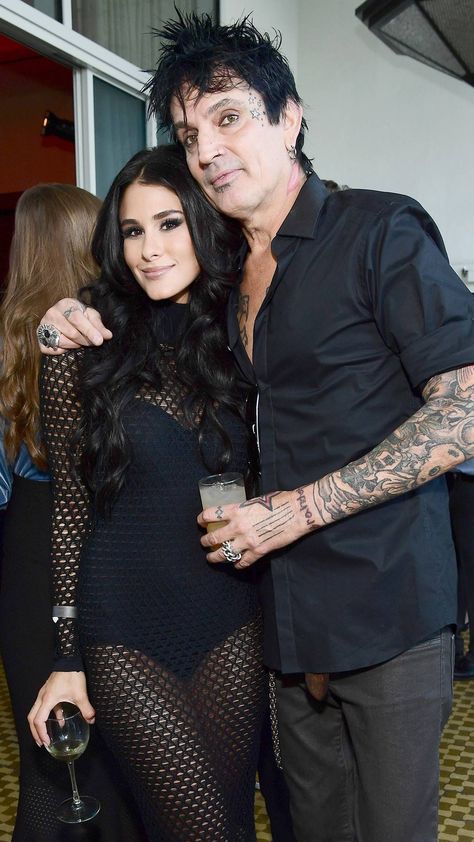 Tommy Lee & Brittany Furlan from 2019 Celebrity Weddings  The legendary musician tied the knot with the Vine star on Valentine's Day. Tommy Lee Motley Crue, Brittany Furlan, Floral Wedding Bands, Heather Locklear, 80s Hair Bands, Fake Wedding, Tommy Lee, Beverly Hilton, Mtv Videos