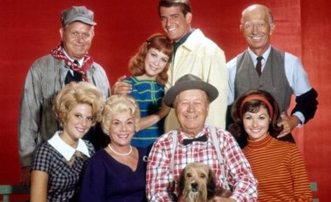 70s Movies, 1960s Tv Shows, Beverly Hillbillies, Petticoat Junction, The Beverly Hillbillies, Vintage Television, Tv Time, Classic Television, Old Shows