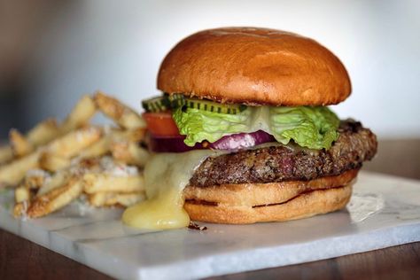 32 Best Burgers in Sonoma County | Sonoma Magazine Western Burgers, Sonoma Restaurants, Truffle Burger, Ranch Burgers, Best French Fries, Crab Sandwich, Ultimate Burger, Applewood Bacon, Truffle Fries