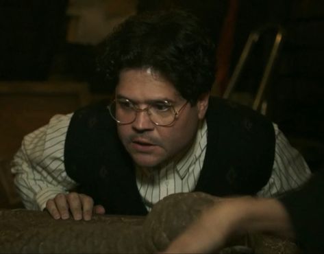 Harvey Guillen, Transition Goals, Vampire Shows, Literally Me, Profile Picture, Turning, Queen, Turn Ons, Tv