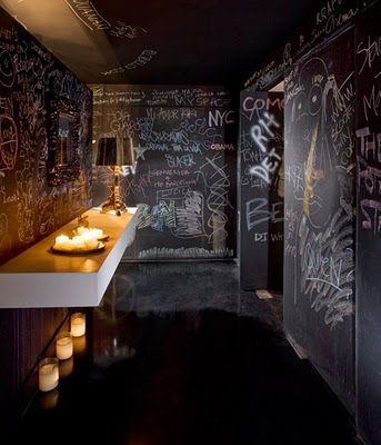 Chalkboard decoration ideas for your house | My desired home Distillery Bar, Chalkboard Walls, Club Images, Wall Trends, Restaurant Bathroom, Modern Style Decor, Industrial Bar, Deco Originale, Chalkboard Wall