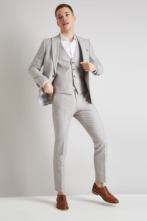 Father Son Grey Suits, Light Grey Suit Men, Grey Suit Brown Shoes, Groomsman Ideas, Wedding Dresscode, Light Gray Dress Pants, Light Gray Wedding, India Fashion Men, Grey Dress Pants Men