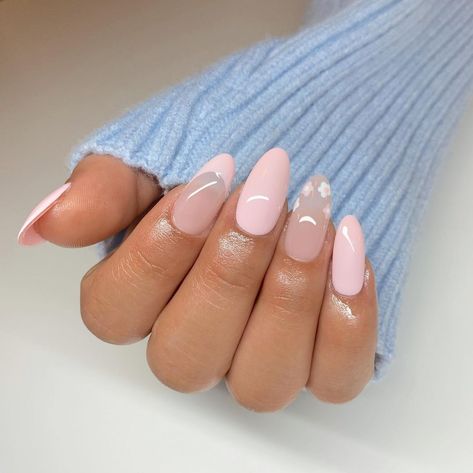 40 Best Spring 2023 Nail Art to Inspire You Almond Nails 2024, Short Gel Polish, Gel Easter Nails, Short Gel Nail Designs, Pastel Easter Nails, Pastel Acrylics, Nails For Easter, Nail Art Pastel, Simple Spring Nails