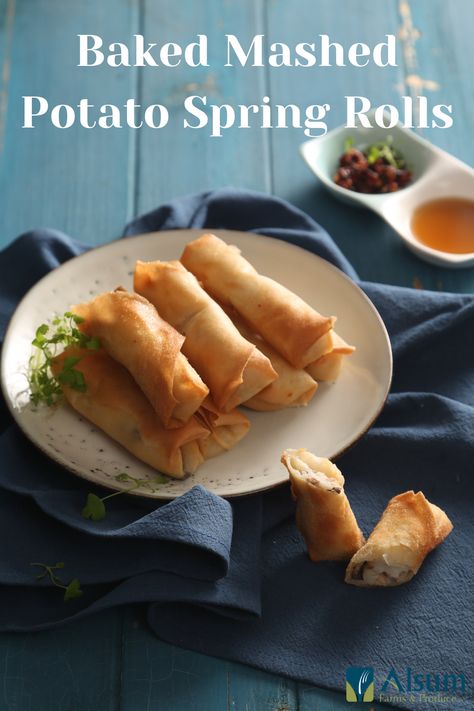 These Mashed Potato Spring Rolls have a creamy inside with a satisfyingly crispy crust. #Potatoes #Appetizer #Recipes Mashed Potato Egg Rolls, Potato Rolls Recipe Mashed, Potato Spring Rolls, Cheesy Scalloped Potato Roll, Potato Cheese Roll, Martins Potato Rolls Recipe, Baked Mashed Potatoes, Fried Spring Rolls, Creamed Onions