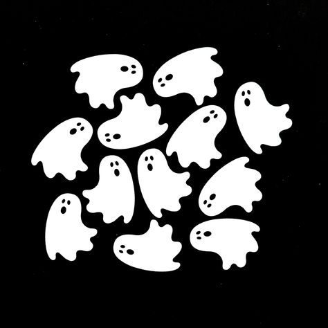 These adorable ghosts are perfect for parties, decorations, birthdays, invitations, scrapbooking, crafts or any other reason you could use some fun cute ghosts.  This package includes 12 white ghosts that are 2.5 inches tall.  What a fun inexpensive way to craft! Happy Partying! Lisa Ghost Template, Ghost Clipart, Flying Ghost, Parties Decorations, Ghost Crafts, Ghost Party, Cute Ghosts, Fun Cute, Icing Cookies