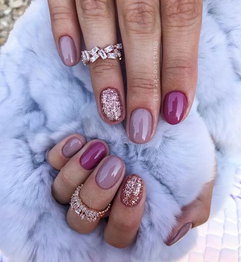 Short Nail Ideas, Burgundy Nails, Cute Gel Nails, Short Nail, Dipped Nails, Fancy Nails, Chic Nails, Short Acrylic Nails, Gel Nail Art