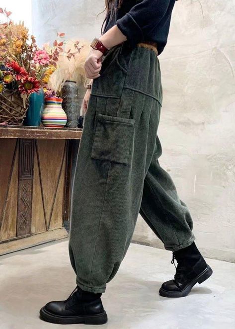 Corduroy Patchwork, Green Corduroy, Winter Pants, Green Pants, Mode Inspo, Fleece Pants, Fashion Mode, Aesthetic Clothes, Gq