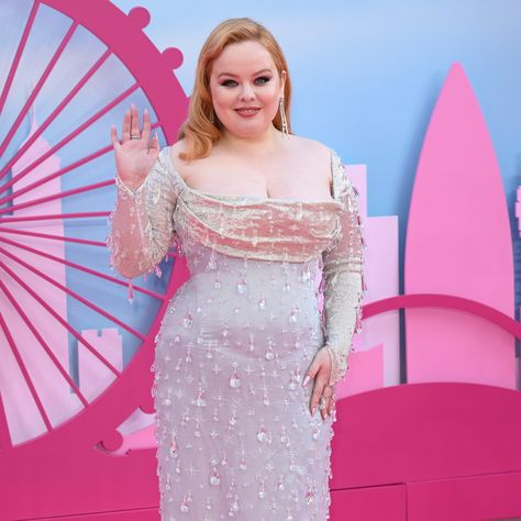 Digital Spy on Instagram: “I am premiere Barbie at this point 😍💘💖💗 📸: @gettyimages #MargotRobbie #RyanGosling #AmericaFerrera #NcutiGatwa #SimuLiu #Barbie…” Barbie Premiere, Nicola Coughlan, America Ferrera, Movie Fashion, Ryan Gosling, Barbie Movies, Margot Robbie, On Instagram, Instagram