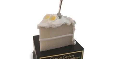 Baking Trophy, Trophy Cake, Trophy Craft, Diy Trophy, Trophy Ideas, Cake Competition, Baking Contest, Chili Cook Off, Book Festival