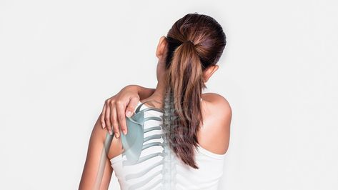 5 Steps to Fix a Knot Under Your Shoulder Blade Pinched Nerve In Neck, Neck Hurts, Rotator Cuff Tear, Shoulder Bones, Muscle Knots, Pinched Nerve, Chronic Pain Relief, Ard Buffet, Rotator Cuff