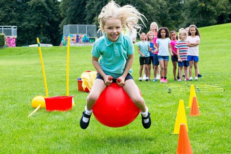 50 Field Day tips, games and activities to help your school usher out the year with a celebration. Field Day Ideas, Activities For High School Students, Field Day Activities, Activities For High School, Field Day Games, Proprioceptive Input, End Of Year Party, Vestibular System, Sport Videos