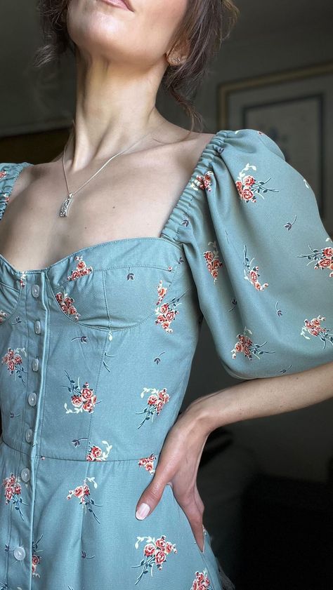 jessjustmade on Instagram: Two of my favorite patterns combined into one 🧚 Starting with modifing the #RoseCafeBustierDress by @daria_patternmaking I’ve extended the… Daria Patternmaking, Bustier Dress, Off Shoulder Blouse, Harry Styles, Casual Style, My Favorite, Sewing, Pattern, Women's Top