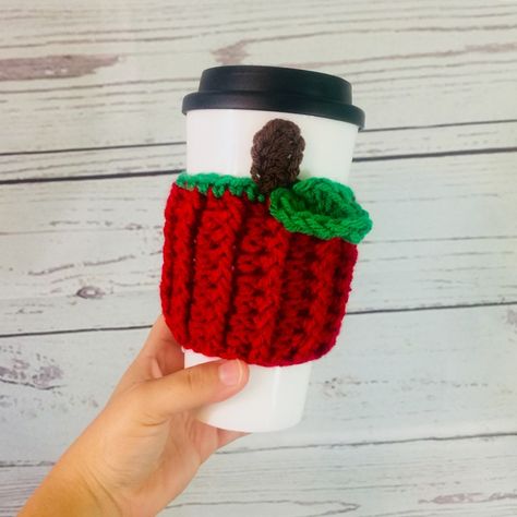 Crochet Teacher Gifts, Cup Cozy Crochet Pattern, Mug Cover, Cup Cozy Pattern, Apple Cup, Crochet Apple, Crochet Mug, Crochet Mug Cozy, Coffee Cozies